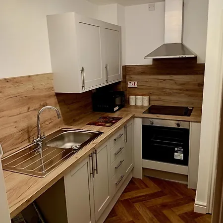 בית נופש Beautiful 3 Bed Town House - Sleeps 5 - 3 Bedrooms ווייט הייבן